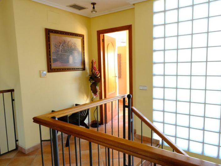 Image No.49-5 Bed Villa for sale
