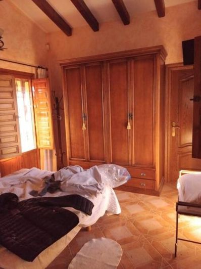 Image No.9-5 Bed Villa for sale