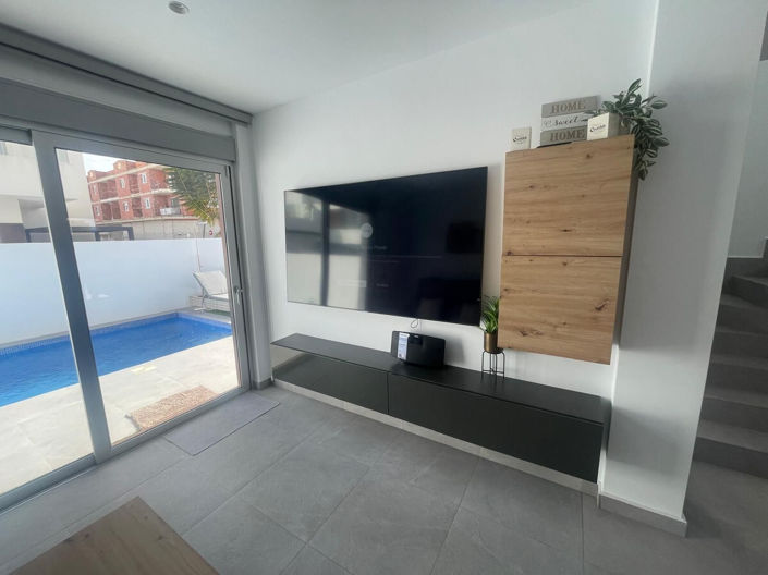 Image No.5-3 Bed Villa for sale