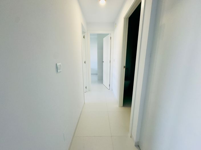 Image No.17-2 Bed Property for sale