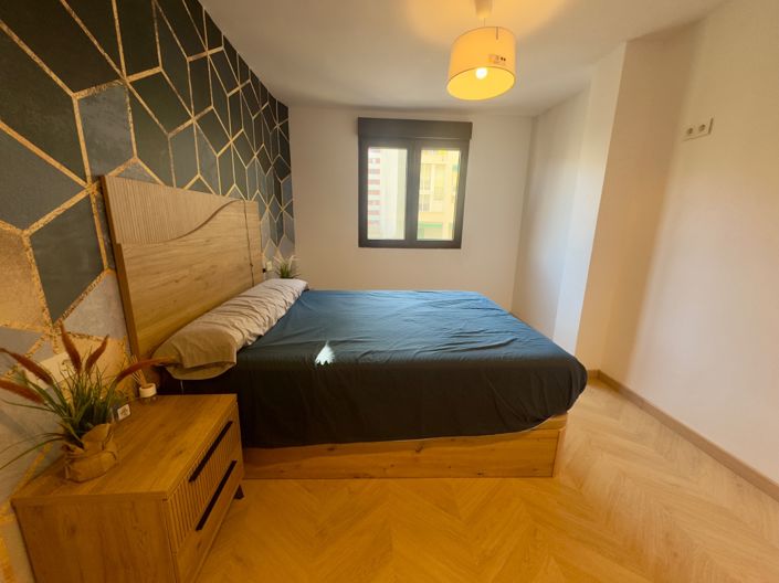 Image No.13-3 Bed Property for sale