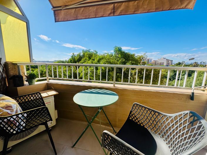 Image No.5-3 Bed Property for sale