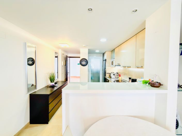 Image No.21-2 Bed Property for sale