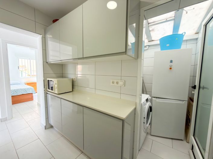 Image No.30-2 Bed Property for sale
