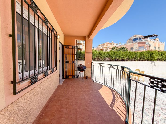 Image No.34-2 Bed Property for sale