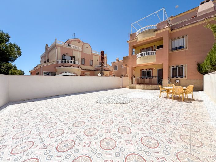 Image No.38-2 Bed Property for sale