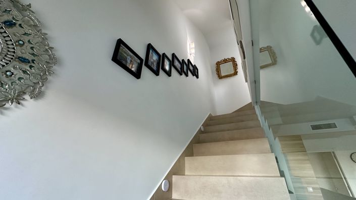 Image No.26-3 Bed Townhouse for sale