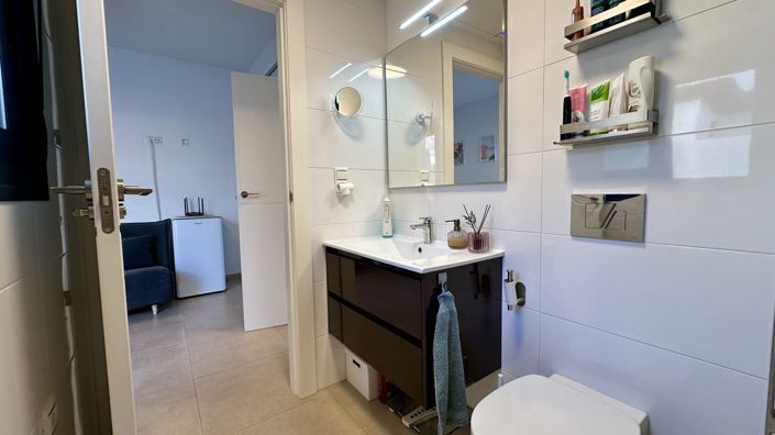 Image No.38-3 Bed Townhouse for sale