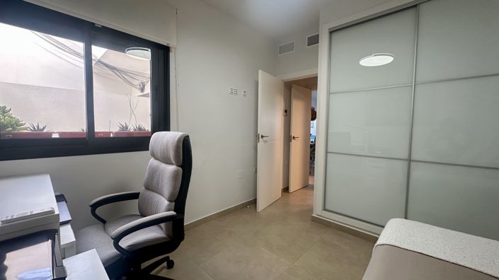 Image No.7-3 Bed Townhouse for sale