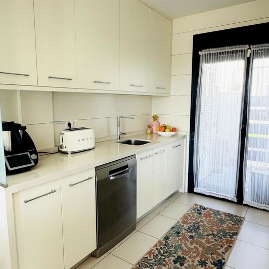 Image No.11-3 Bed Duplex for sale