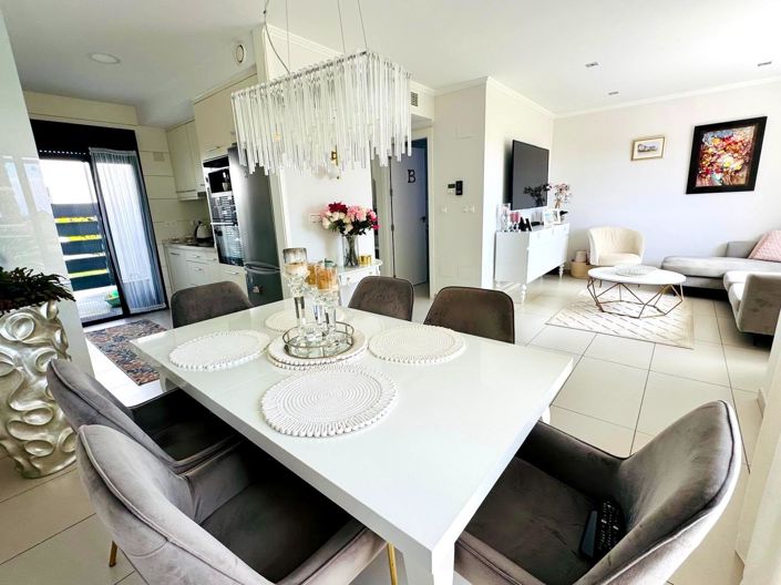 Image No.8-3 Bed Duplex for sale