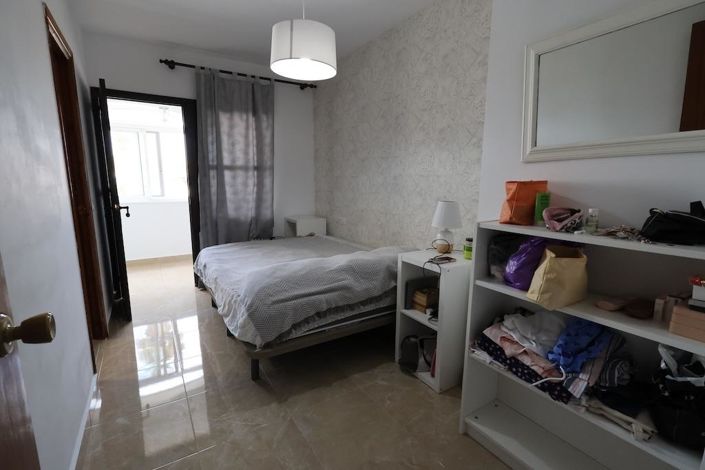 Image No.15-2 Bed Property for sale