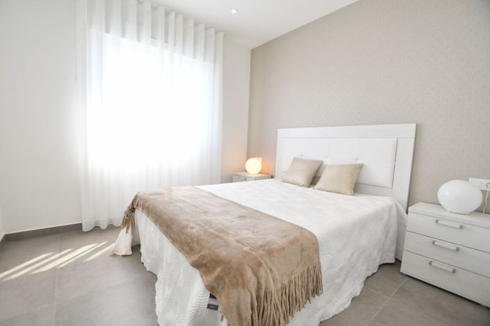 Image No.6-2 Bed Villa for sale