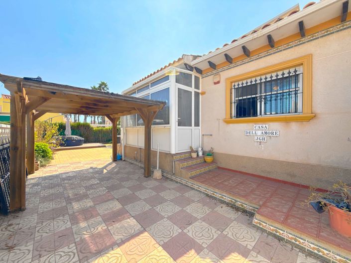 Image No.10-2 Bed Bungalow for sale