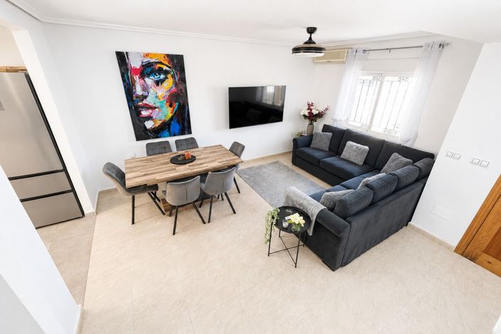Image No.5-3 Bed Townhouse for sale