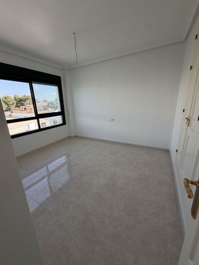 Image No.39-2 Bed Apartment for sale
