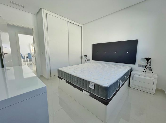 Image No.5-3 Bed Villa for sale