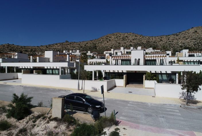 Image No.20-4 Bed Villa for sale