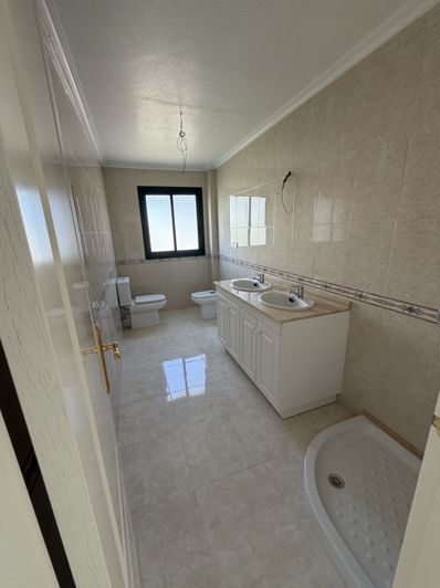 Image No.37-2 Bed Apartment for sale