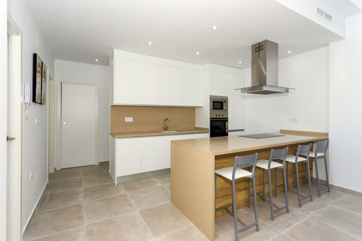 Image No.12-3 Bed Townhouse for sale