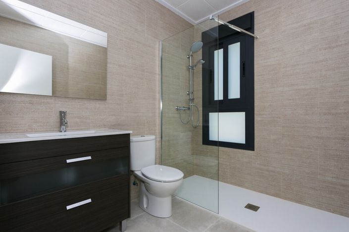 Image No.27-3 Bed Townhouse for sale