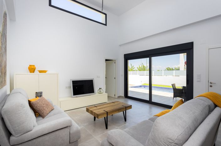 Image No.7-3 Bed Townhouse for sale