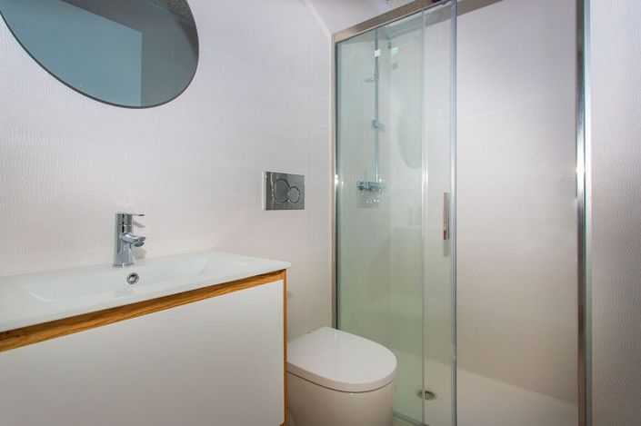 Image No.16-2 Bed Apartment for sale