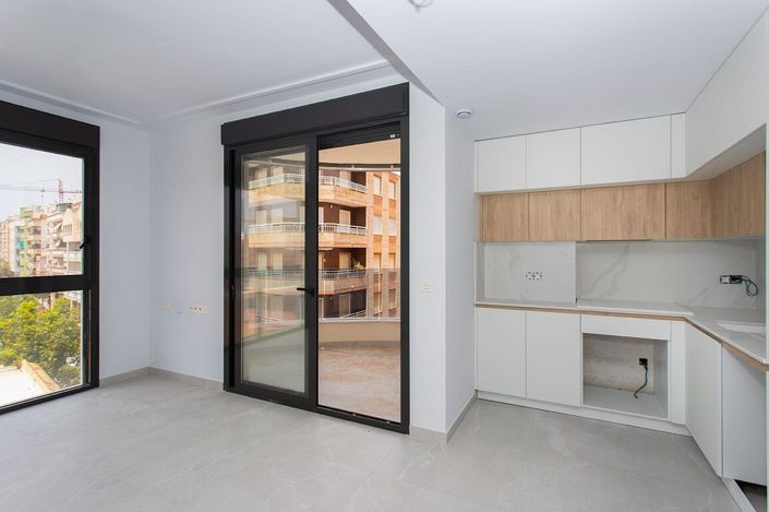 Image No.9-2 Bed Apartment for sale
