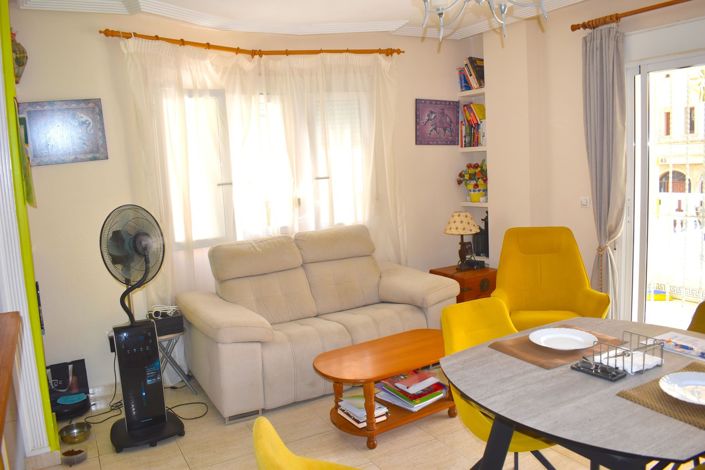 Image No.4-3 Bed Townhouse for sale
