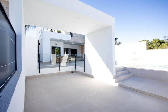Image No.18-3 Bed Villa for sale