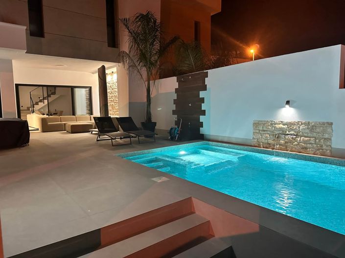 Image No.49-3 Bed Villa for sale