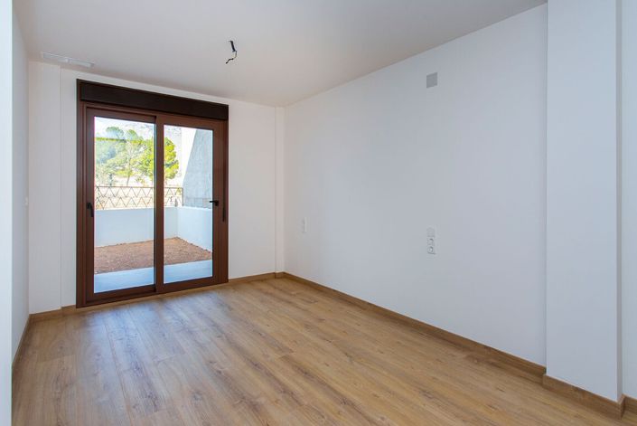 Image No.15-3 Bed Apartment for sale