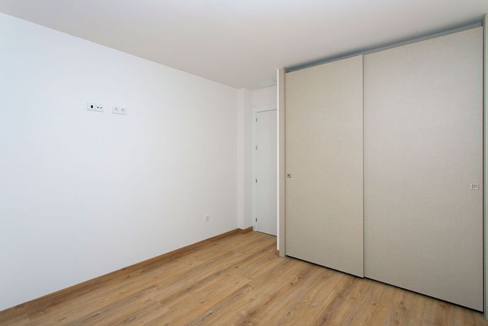 Image No.16-3 Bed Apartment for sale