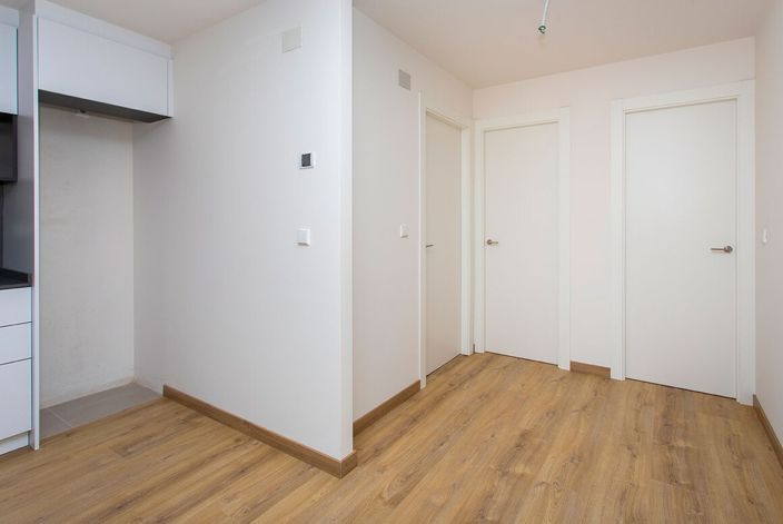 Image No.21-3 Bed Apartment for sale