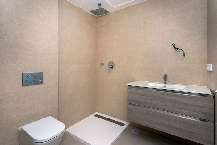 Image No.24-3 Bed Apartment for sale