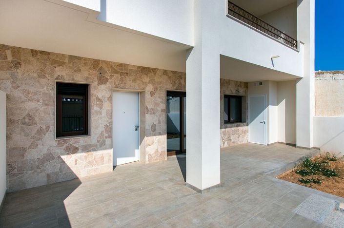 Image No.26-3 Bed Apartment for sale