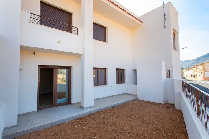 Image No.27-3 Bed Apartment for sale