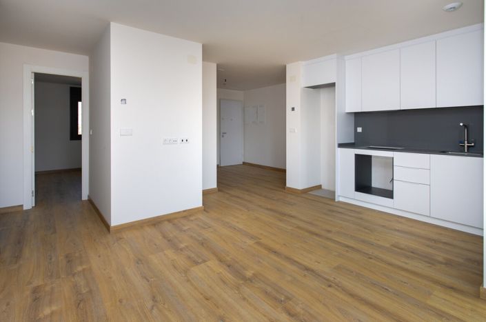 Image No.50-3 Bed Apartment for sale