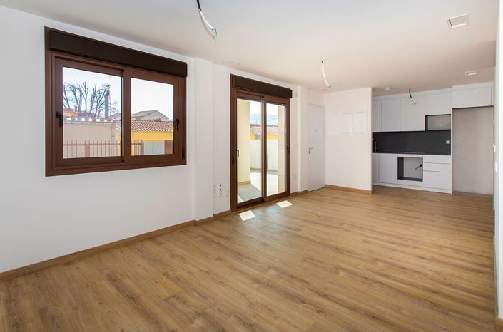 Image No.8-3 Bed Apartment for sale