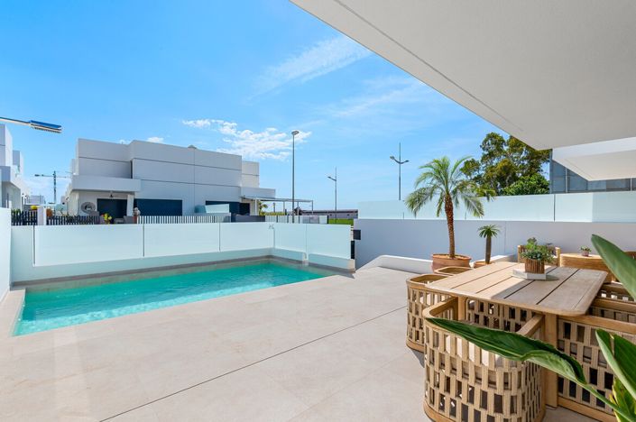 Image No.17-3 Bed Villa for sale