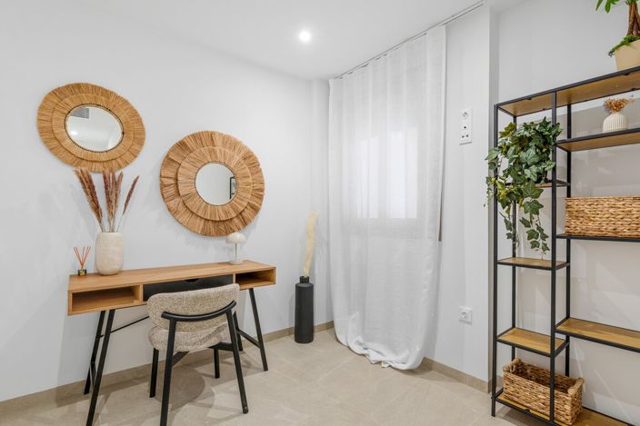 Image No.30-3 Bed Apartment for sale