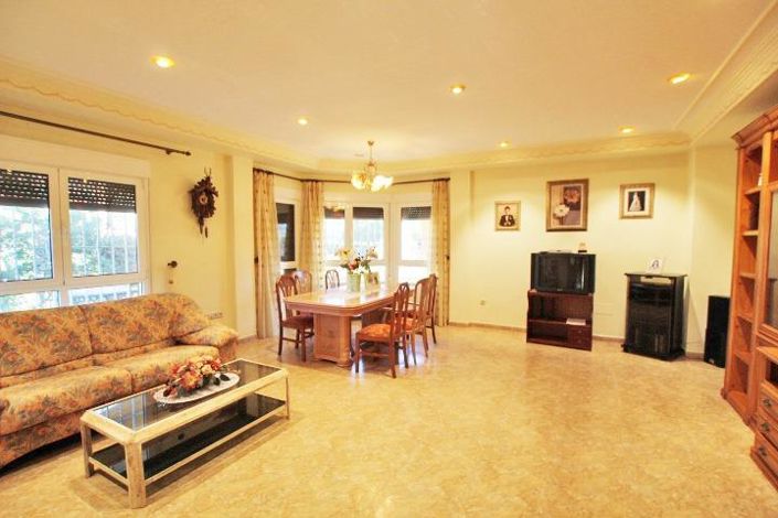 Image No.22-4 Bed Villa for sale