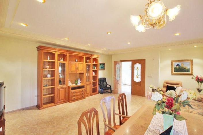 Image No.25-4 Bed Villa for sale