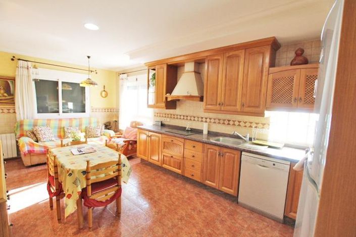 Image No.26-4 Bed Villa for sale