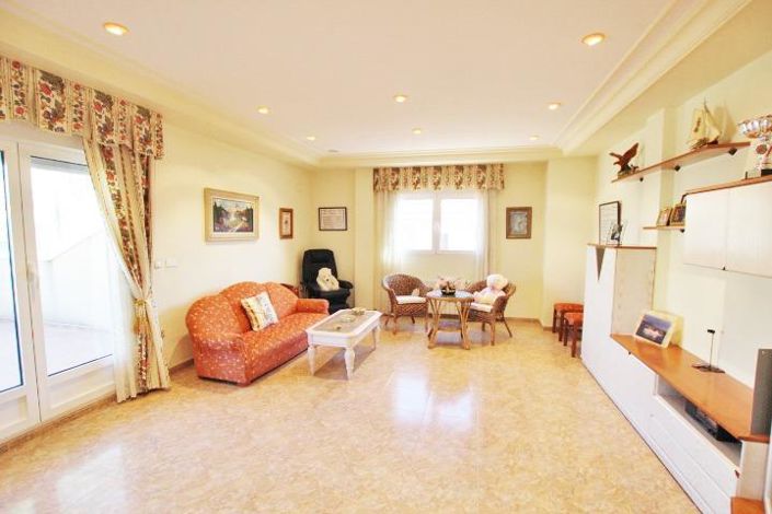 Image No.44-4 Bed Villa for sale
