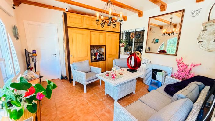 Image No.28-5 Bed Villa for sale