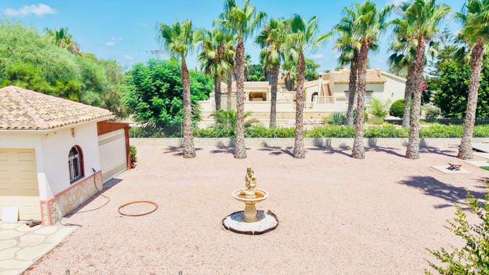 Image No.50-5 Bed Villa for sale