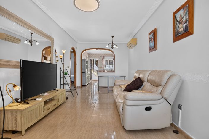 Image No.7-2 Bed Villa for sale