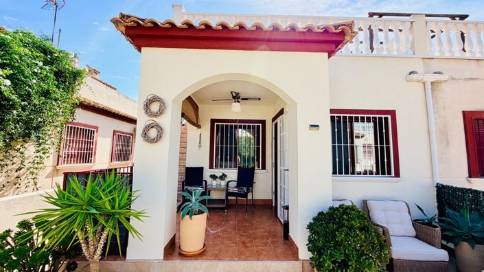 Image No.7-2 Bed Property for sale