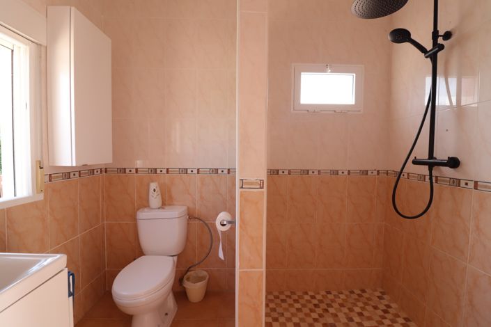 Image No.25-3 Bed Country House for sale